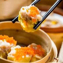 Steamed shrimp and pork dumplings (Siu Mai)