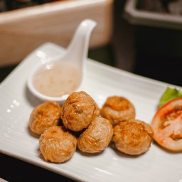 ไก่จ๊อ