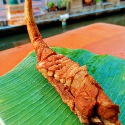หางหมูทอด
