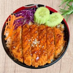 ข้าวหน้าไก่ทอด ซอสเทริยากิแซ่บ