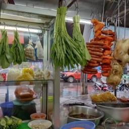 เจ๊เล็กข้าวมันไก่ เปิด24ชั่วโมง