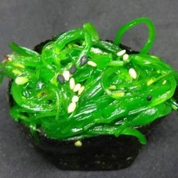 (113) ซูชิยำสาหร่าย (คำละ)