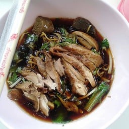 ก๋วยเตี๋ยวเป็ดไดโว่