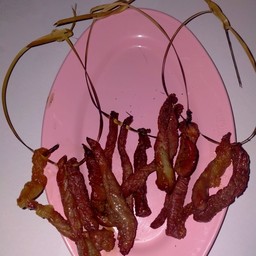 ซิ้นหลอดวัวย่างพวงละ