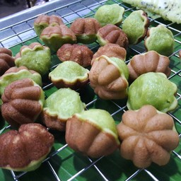 ขนมครกใบเตย ขนมครกสิงคโปร์ ขนมเขียว ไม่ใส่สี ไม่แต่งกลิ่น
