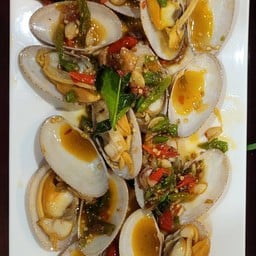 หอยลาย ผัดพริกขี้หนูสด