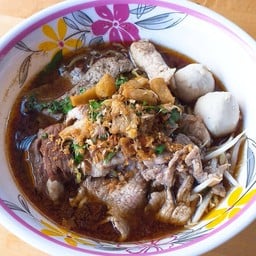 ก๋วยเตี๋ยวเรือน้ำตก