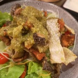 (420) ยำหนังแซลมอนทอดกรอบ