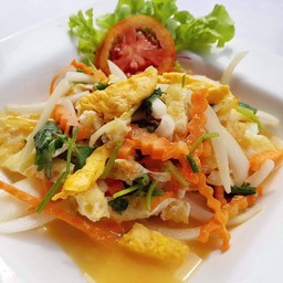 ยำไข่ดาว