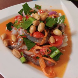 ยำกุ้งสด