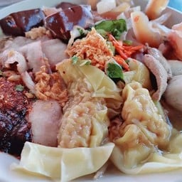 เจ้ลักษณ์ ก๋วยเตี๋ยวหมูโบราณ