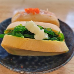 ไข่หวานใส้ยำสาหร่าย