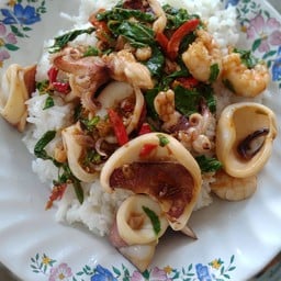 เจ๊ดำอาหารตามสั่ง เมืองชล