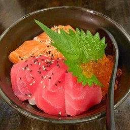 (613) ข้าวหน้าแซลมอนทูน่า