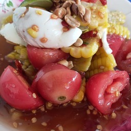 ตำข้าวโพดไข่เค็ม