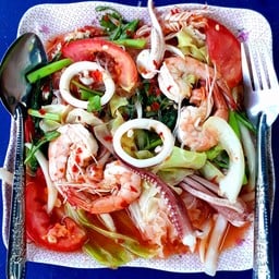 ยํามาม่าทะเลกุ้งหมึก