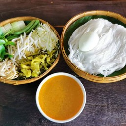 ขนมจีนน้ำยากะทิ