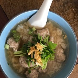 ข้าวต้มหมูเด้ง