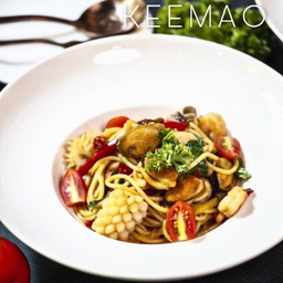 Pizza Home Thonglor @mengjai เหม่งจ๋าย