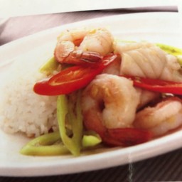 ผัดพริกหยวกทะเล ราดข้าว
