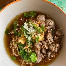 ก๋วยเตี๋ยวหมูเลียง