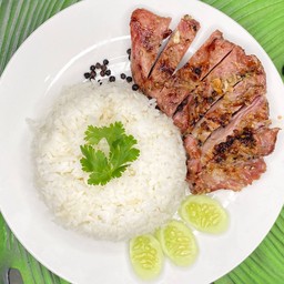 ข้าวหมูย่างเตาถ่านปรุงรส เเม่ม่วย