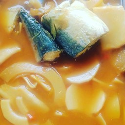 แกงเหลืองหน่อไม้ปลาทู