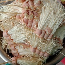 หมึกย่าง เห็ดย่าง เบคอน เมืองสองแคว