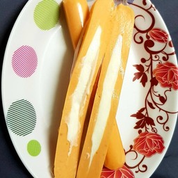 ชีสA chicken sausage cheese / 鸡肉香肠奶酪