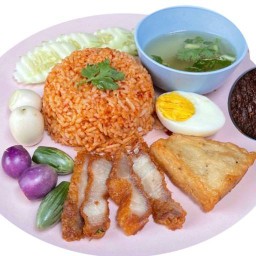 ครัวตามใจ ข้าวคลุกน้ำพริก ข้าวมันไก่ ข้าวแกง  อาหารตามสั่ง