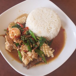 ผัดฉ่ารวมมิตร