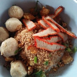 ก๋วยเตี๋ยวดั้งเดิมนารินเจ้าเก่า