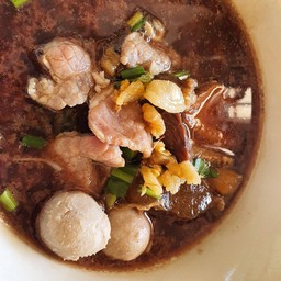ก๋วยเตี๋ยวเนื้อ