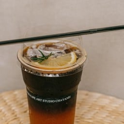 Chayanis studio and cafe