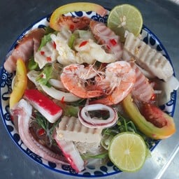 ยำรวมมิตรไม่ใส่วุ้นเส้น