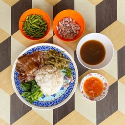 ซอยโชคดี