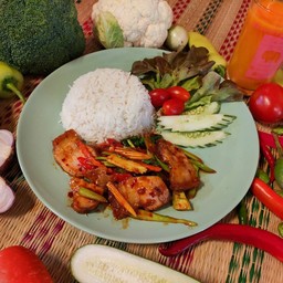 ข้าว - ผัดน้ำพริกเผา