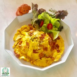 ข้าวไข่ข้น เบคอน