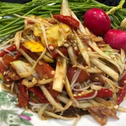 เจ้แหม่ม ส้มตำแซ่บๆนัวๆ