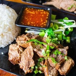 ข้าวหมูตุ๋น