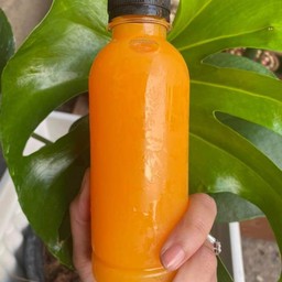 น้ำส้มคั้นสด มีเนื้อส้ม ขนาด250ml.