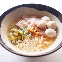 ก๋วยเตี๋ยวใหหลำหมู