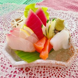 Sashimi Moriawase Ume ซาชิมิ ซาชิมิ ชุดอุเมะ