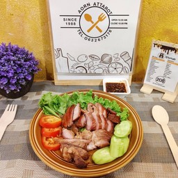 คอหมูย่างจิ้มเเจ่ว