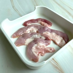 ไส้อ่อนหมู (100g)