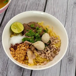 ก๋วยเตี๋ยว (แห้ง) ต้มยำ