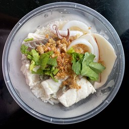 ข้าวต้มปลากะพง+ปลาหมึก