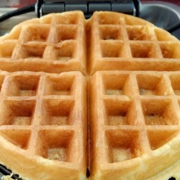 Waffle H&L แป้งนุ่มไส้แตก สาขามาร์เก็ตทูเดย์บางกะปิ