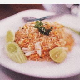 ร้านข้าวผัดสารพัดนึก/เด่นข้าวผัดปู