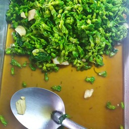 ข้าวเเกงเตาถ่านเเม่อ้อย